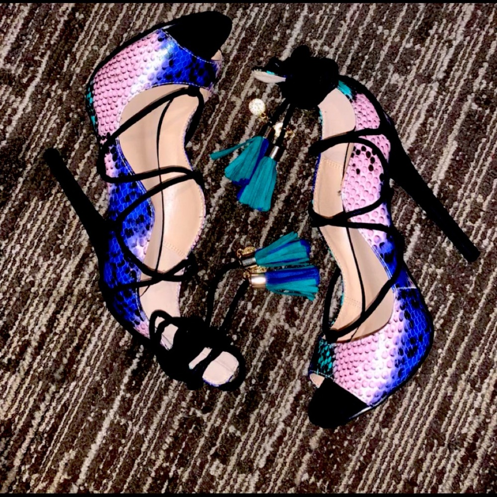 Women’s U.S size 5.5 colorful snake skin high heels